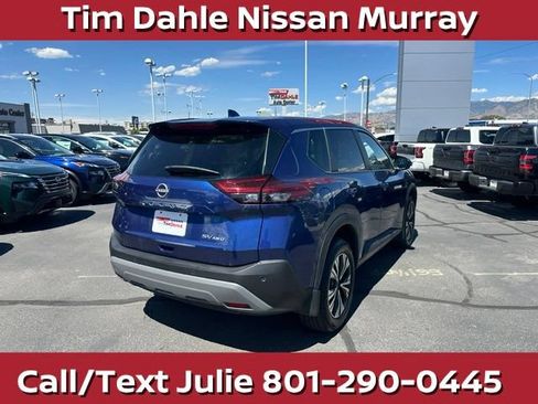 Used 2023 Nissan Rogue SV AWD/4WD image 11