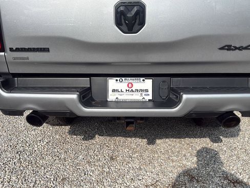 Used 2020 RAM 1500 Laramie AWD/4WD image 11