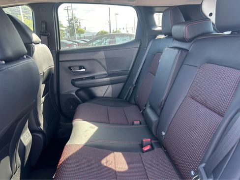 New 2026 Nissan Kicks SR FWD image 9