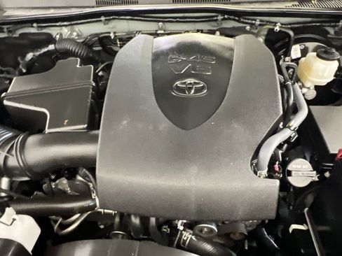 Used 2023 Toyota Tacoma TRD Sport AWD/4WD image 27