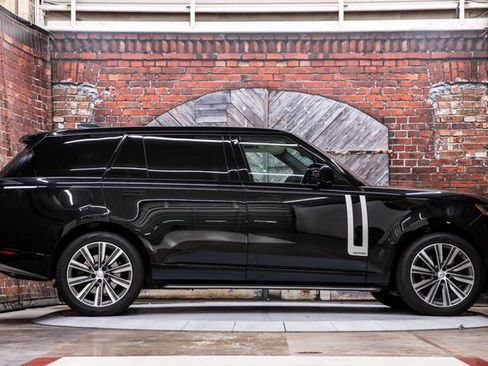 Used 2024 Land Rover Range Rover Long Wheelbase Autobiography AWD/4WD image 14