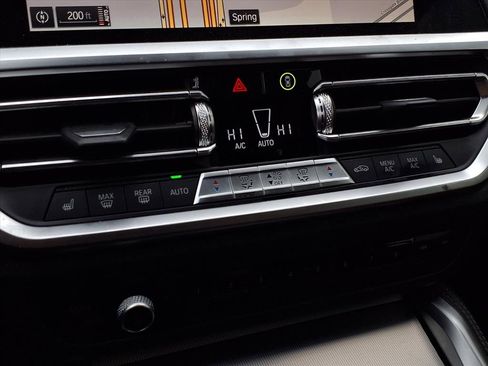 Used 2021 BMW 440i xDrive M440i xDrive w/ Premium Package image 23