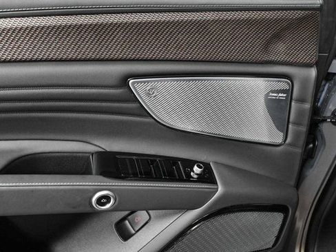 New 2025 Maserati Grecale Folgore image 6