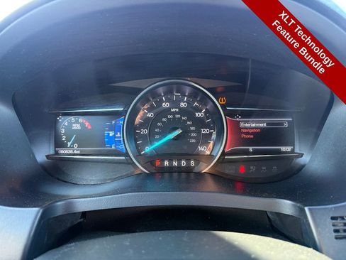 Used 2017 Ford Explorer XLT w/ Equipment Group 202A AWD/4WD image 21