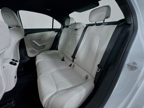 Used 2022 Mercedes-Benz A 220 4MATIC image 25