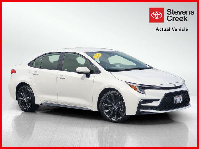 Certified 2026 Toyota Corolla SE w/ SE Premium Package FWD image 1