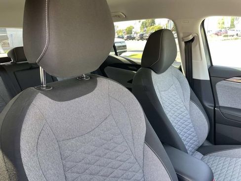 Used 2025 Volkswagen Tiguan S FWD image 27