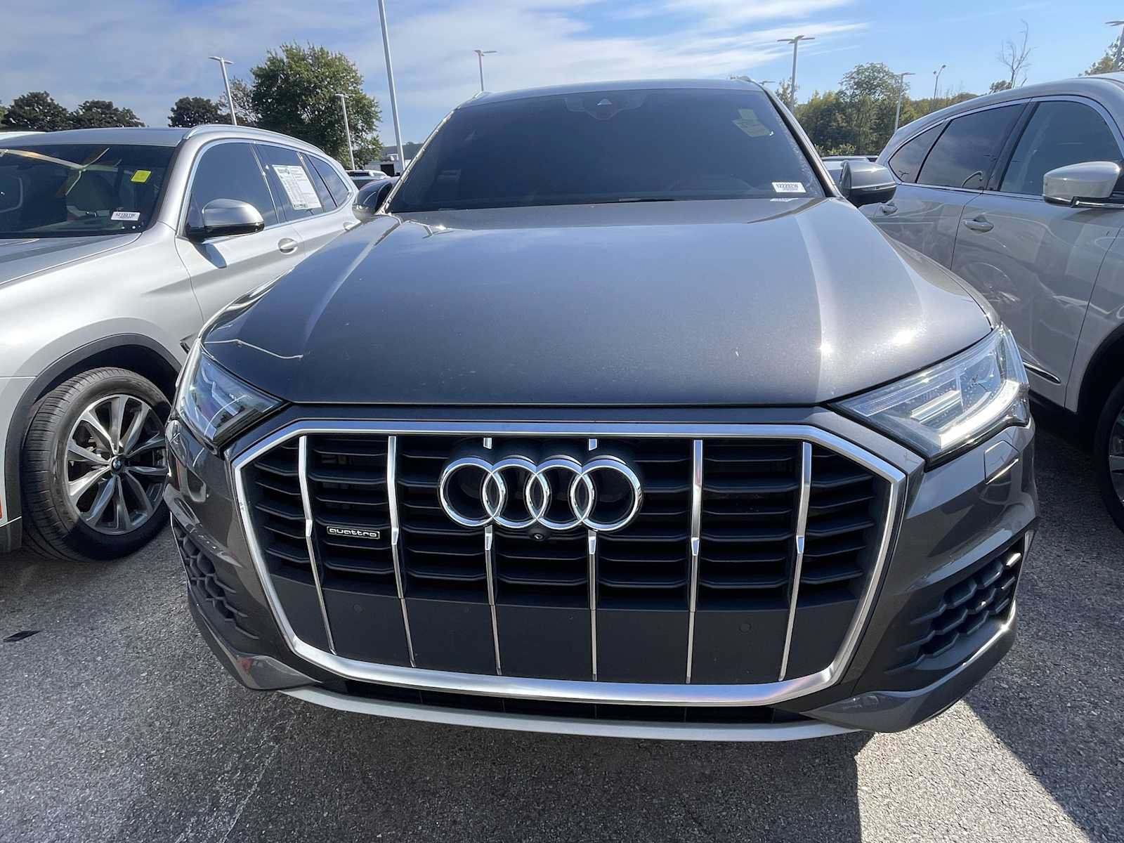 Used 2020 Audi Q7 3.0T Premium Plus w/ Premium Plus Package AWD/4WD image 2