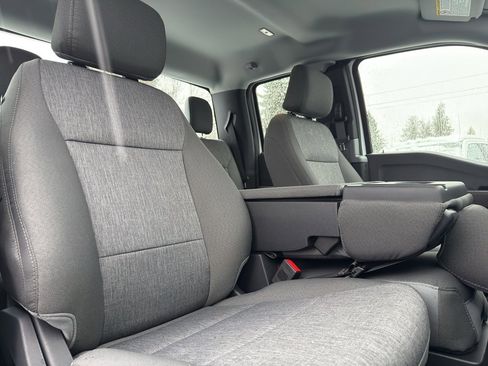 New 2026 Ford F250 XL w/ XL Chrome Package image 28