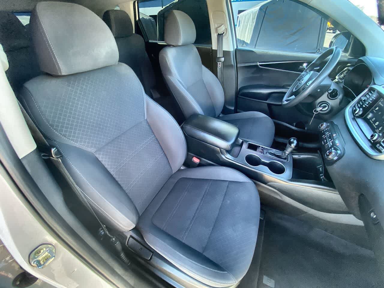 Used 2018 Kia Sorento AWD image 24