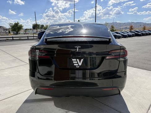 Used 2022 Tesla Model X Plaid AWD/4WD image 7