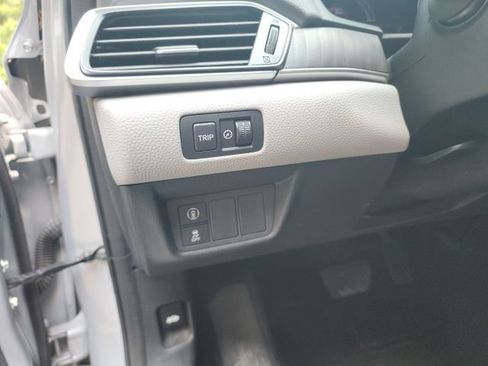 Used 2019 Honda Accord EX-L image 19