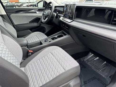 New 2026 Volkswagen Tiguan S image 15