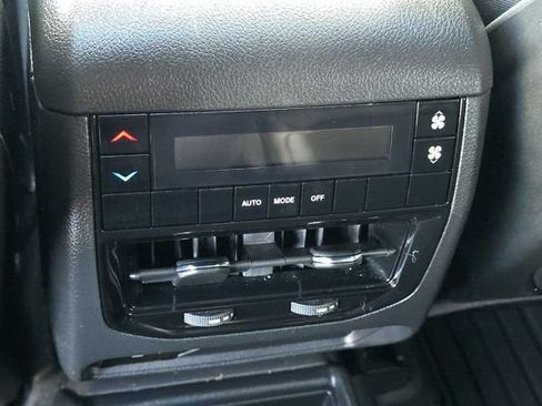 Used 2024 Jeep Grand Cherokee L Altitude image 43