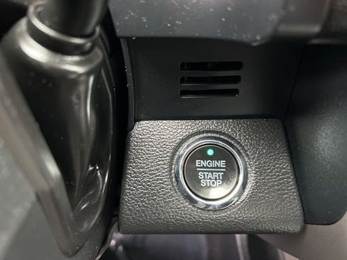 Used 2020 Ford F350 Lariat w/ Lariat Ultimate Package image 27