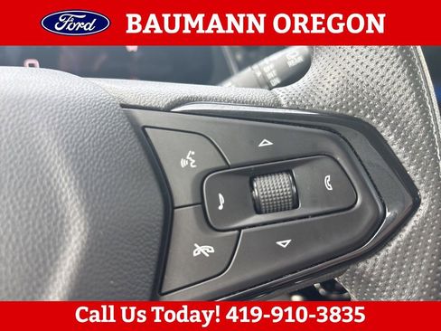 Used 2025 Chevrolet Trax LT FWD image 20