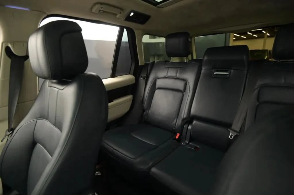 Used 2021 Land Rover Range Rover P525 Westminster Edition AWD/4WD image 46