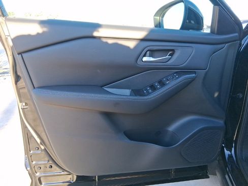 New 2026 Nissan Rogue SV image 21