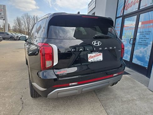 Used 2025 Hyundai Palisade SEL AWD/4WD image 8