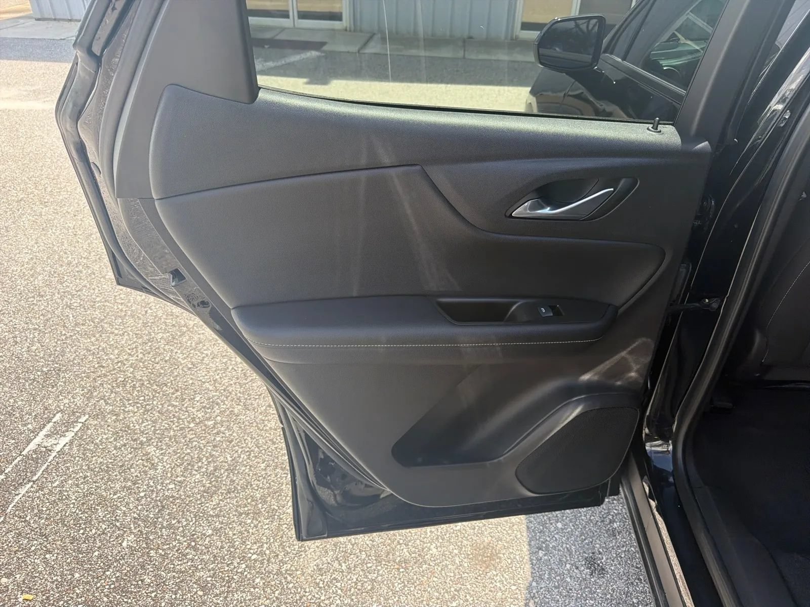 Used 2023 Chevrolet Blazer LT FWD image 16