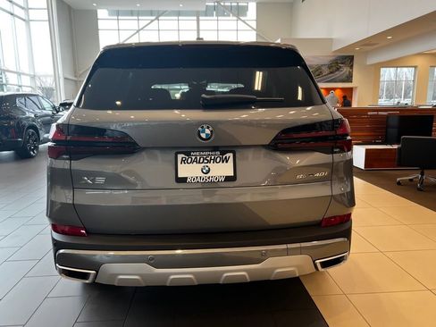 New 2026 BMW X5 sDrive40i image 6