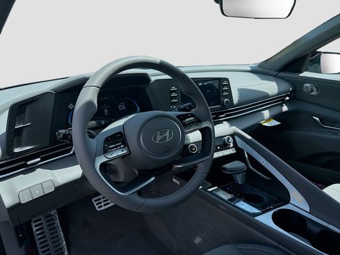 New 2026 Hyundai Elantra SEL Sport Premium FWD image 7