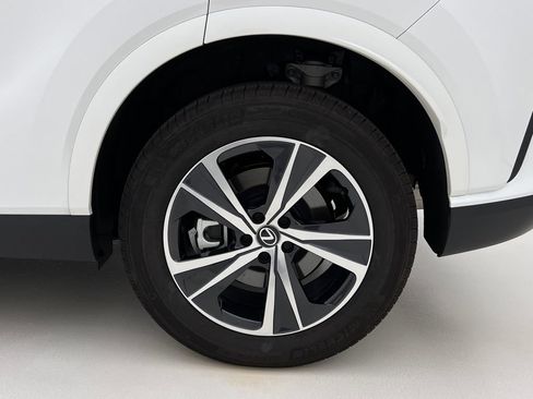 Used 2024 Lexus RX 350 Premium w/ Kick Sensor & Tow Package AWD/4WD image 28