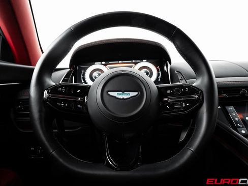 Used 2024 Aston Martin DB12 Coupe image 25