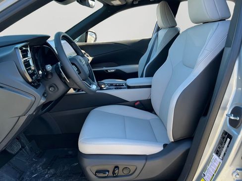 Certified 2025 Lexus RX 350 Premium w/ Accessory Package (Z1) image 15