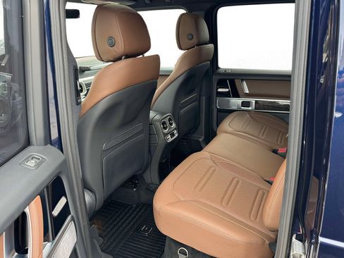 Used 2021 Mercedes-Benz G 550 image 13