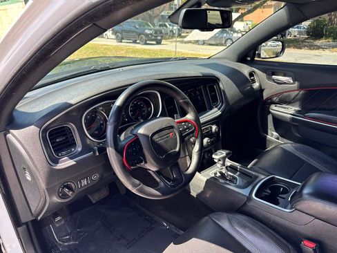 Used 2018 Dodge Charger R/T w/ Plus Group image 13