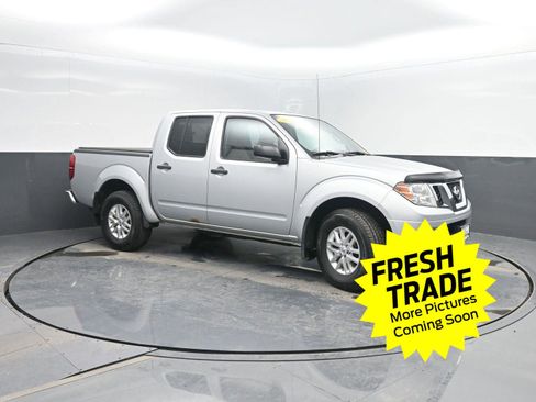 Used 2016 Nissan Frontier SV w/ SV Value Truck Package image 4