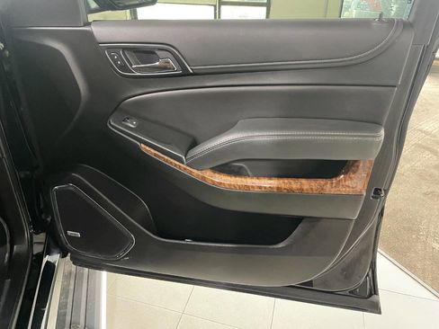 Used 2019 Chevrolet Tahoe Premier w/ Premier Plus Edition image 34
