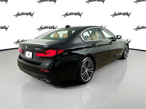 Used 2023 BMW 530e xDrive w/ Premium Package image 5