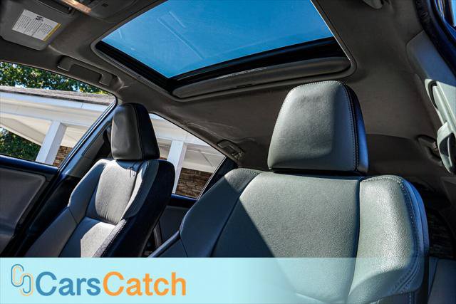 Used 2018 Toyota RAV4 Limited FWD image 21