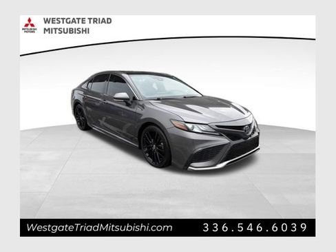 Used 2021 Toyota Camry XSE FWD image 1
