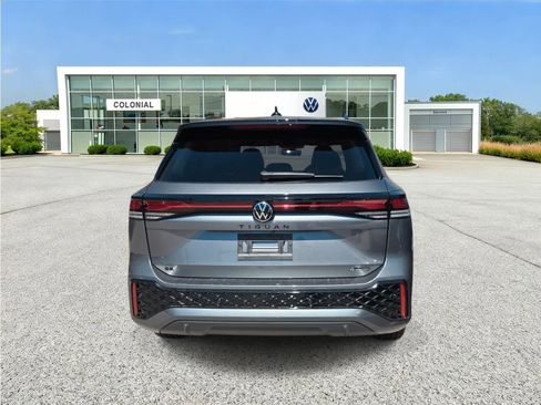 New 2026 Volkswagen Tiguan SE R-Line AWD/4WD image 10