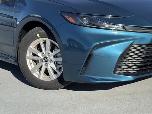 New 2026 Toyota Camry LE image 10