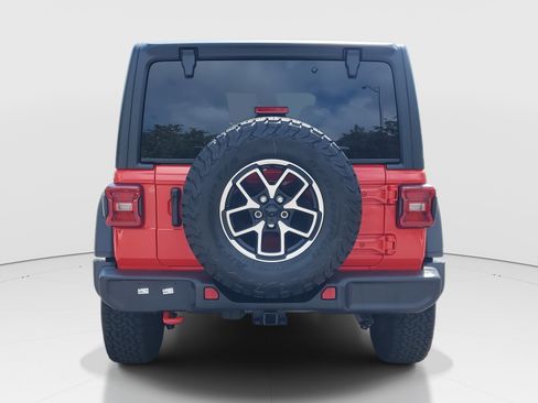 Used 2026 Jeep Wrangler Unlimited Rubicon image 6