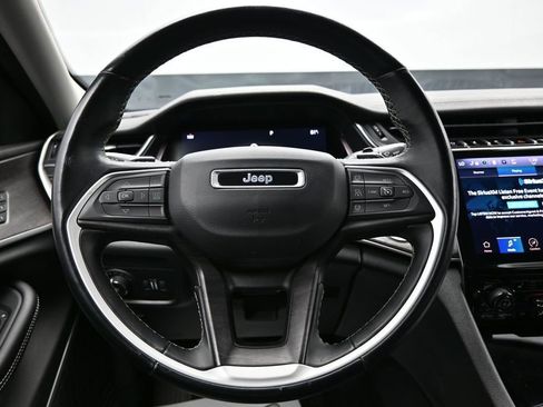 Used 2021 Jeep Grand Cherokee L Limited AWD/4WD image 14