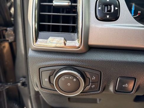 Used 2019 Ford Ranger XLT w/ Equipment Group 302A Luxury AWD/4WD image 17