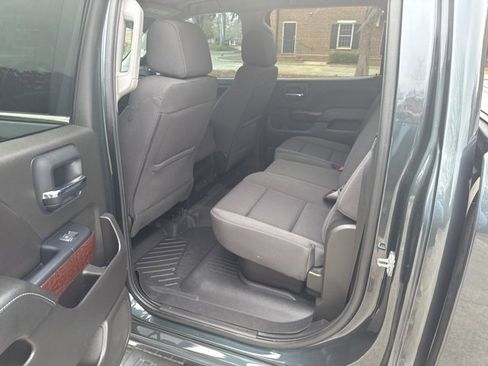 Used 2018 GMC Sierra 1500 SLE w/ SLE Value Package image 6