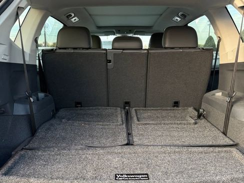 Used 2020 Volkswagen Tiguan SEL image 7