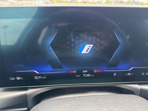 Used 2022 BMW i4 eDrive40 RWD image 12