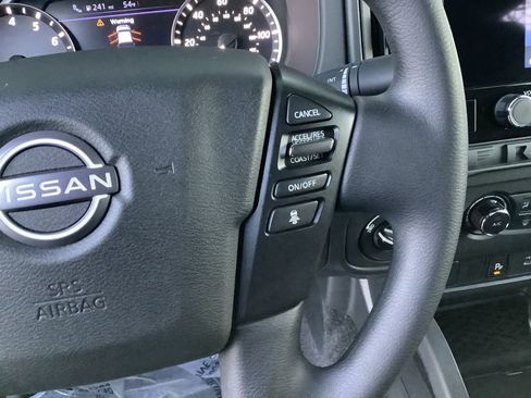 Used 2025 Nissan Frontier S image 20