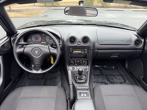 Used 1999 MAZDA MX-5 Miata 10th Anniversary Edition image 13