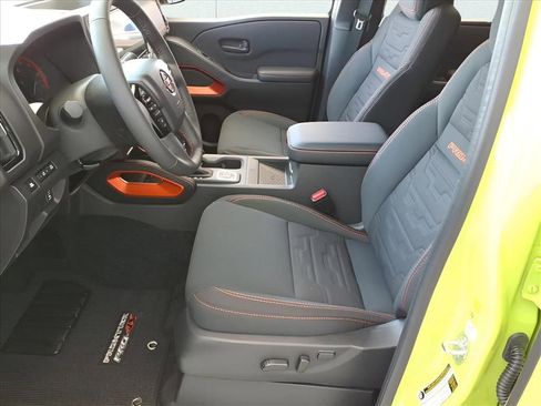 New 2026 Nissan Frontier PRO-4X w/ Pro-4x Convenience Package image 9