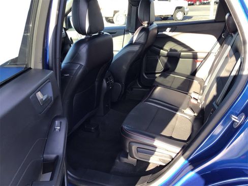 Used 2023 Ford Escape ST-Line image 10