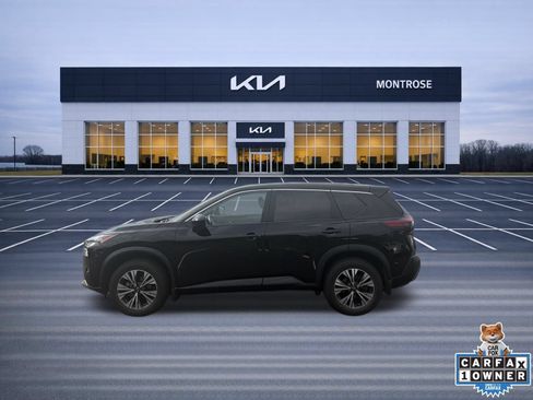 Used 2023 Nissan Rogue SV AWD/4WD image 9