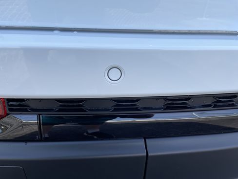 New 2025 Jeep Grand Cherokee Altitude image 7